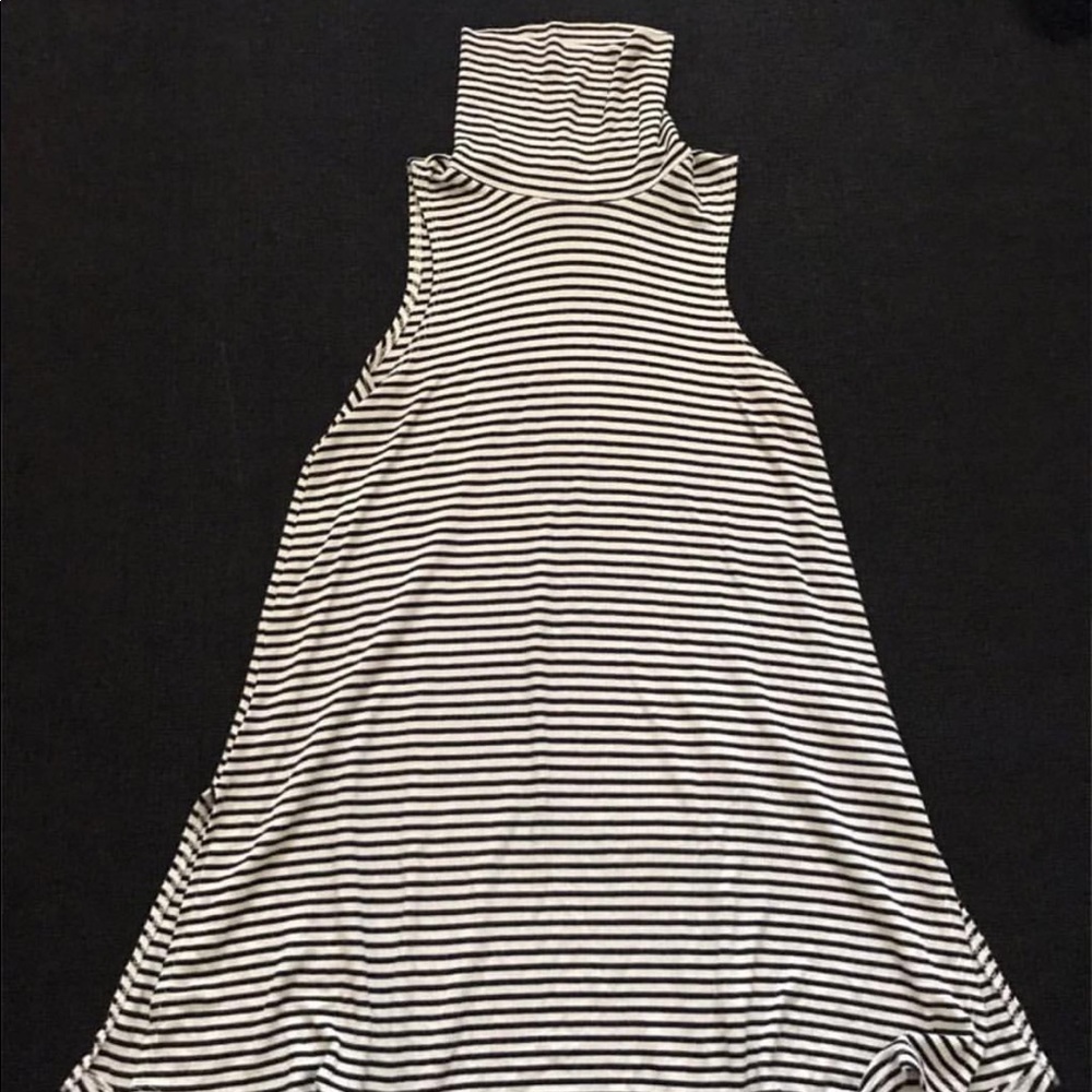 Puella turtleneck